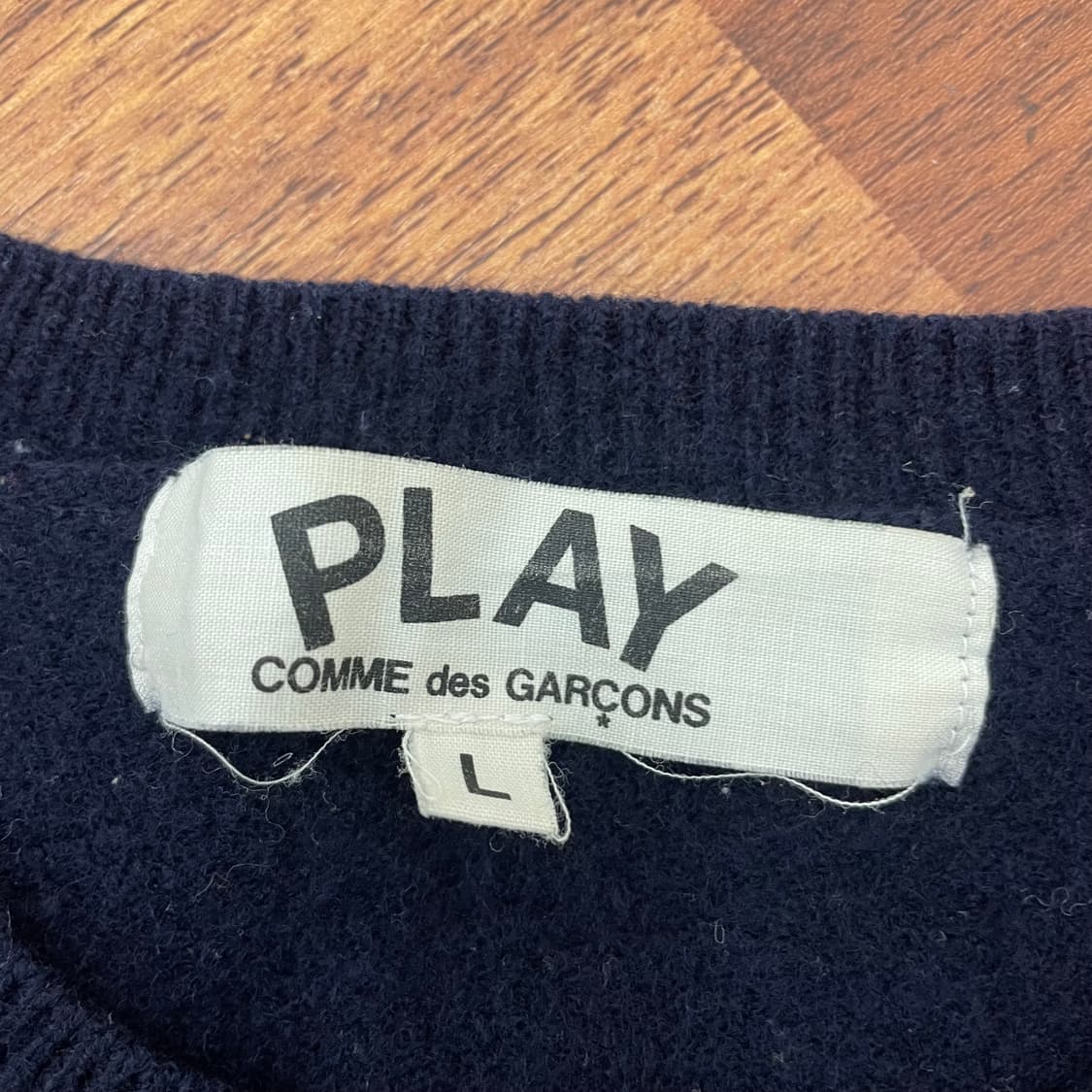 꼼데가르송 화이트와펜 가디건 상품이미지2