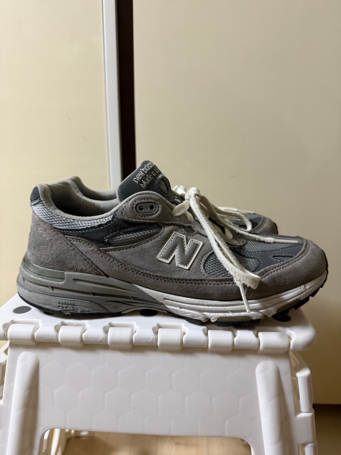 뉴발란스 WR993GL 발볼 B 270사이즈 상품이미지4