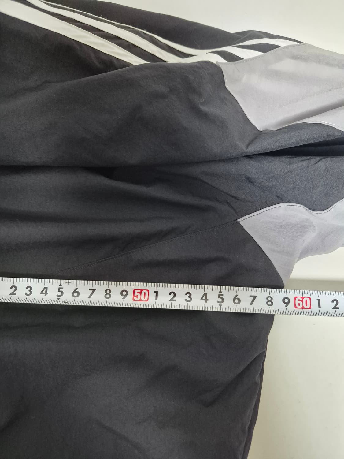 아디다스 트레포일 자수로고 바람막이 블랙 xs(90) 상품이미지8