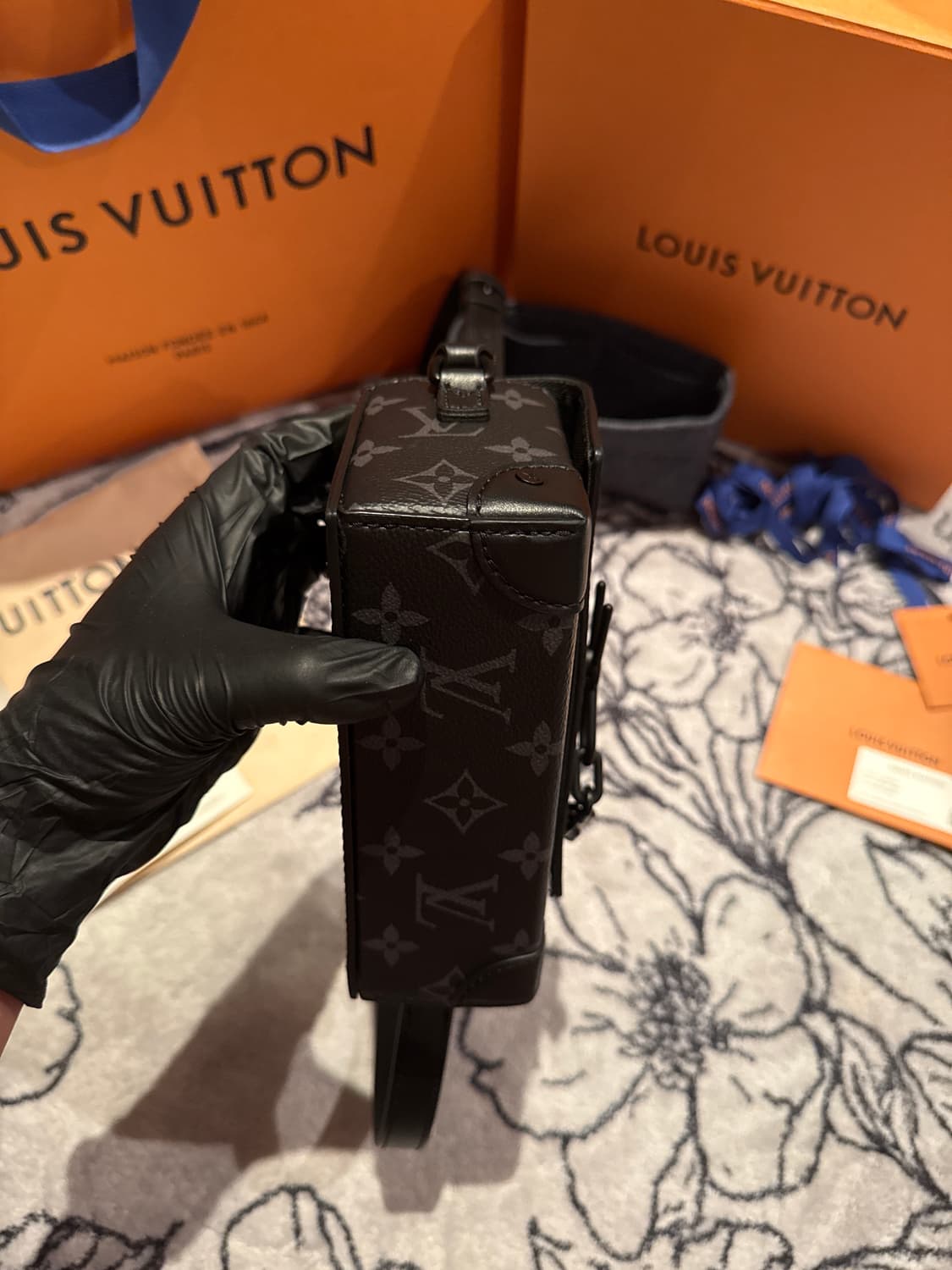 {백화점판/인보이스포함} 루이비통 스티머 웨어러블 월릿 크로스백 상품이미지4