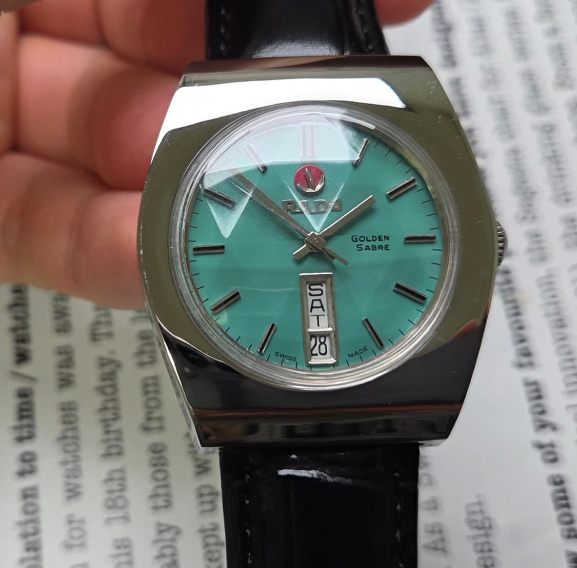 빈티지 라도 골드사브레 컷유리(각유리) 애플민트 데이데이트 오토매틱  상품이미지10