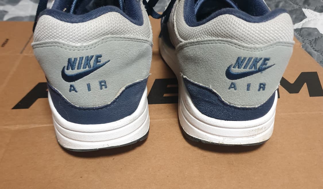 나이키 에어맥스1 풋볼 그레이 라일락 블룸 스니커즈 (280) 상품이미지4