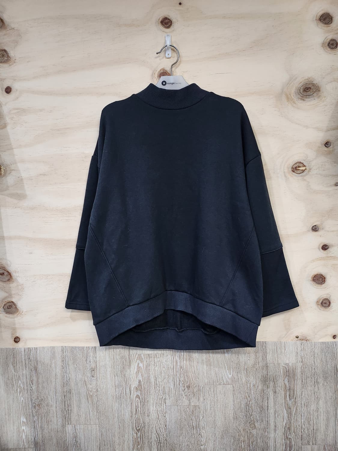 1004) 엣지 기모 맨투맨 상품이미지1