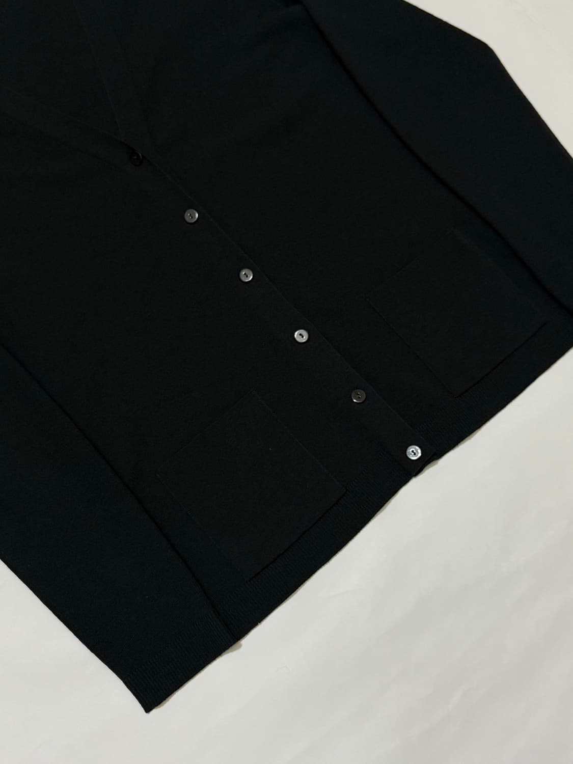 VALENTINO 발렌티노 베이직 울100 가디건 M 상품이미지4