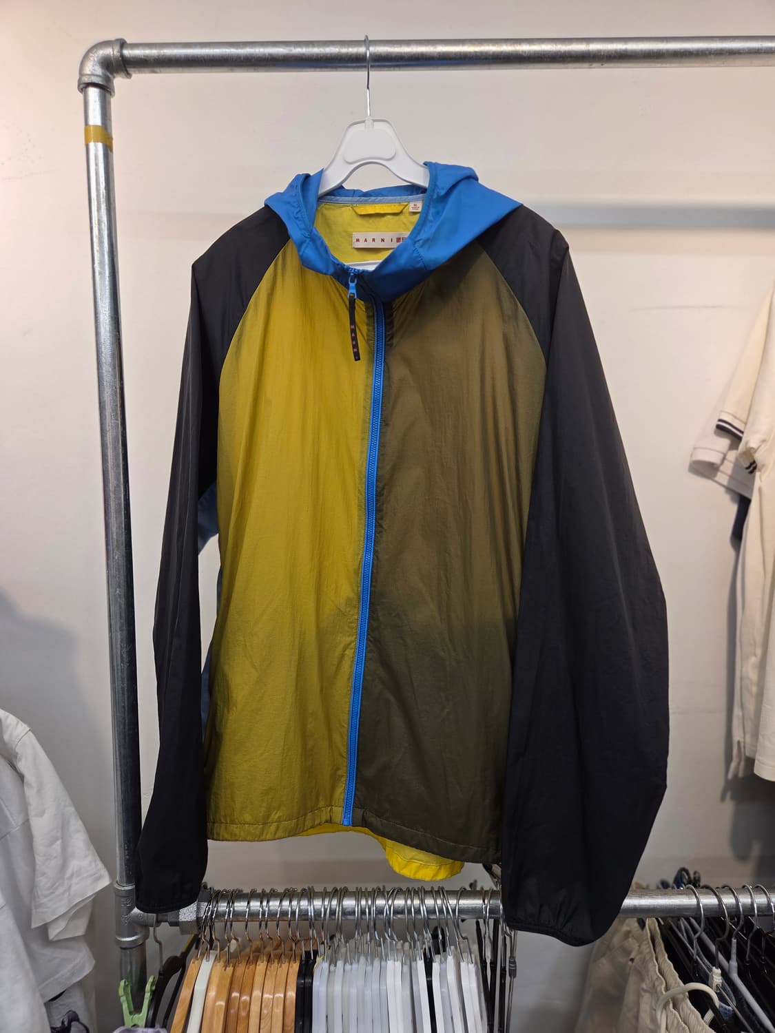 유니클로 x 마르니 바스락 바람막이 (XL) 상품이미지1