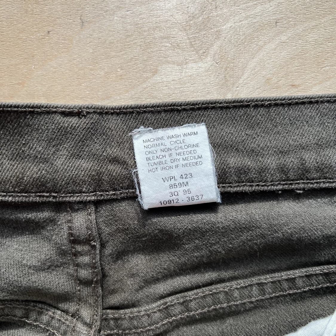 리바이스 빈티지 10912 슬림 핏 테이퍼드 레그 오렌지 탭 블랙 진 상품이미지7