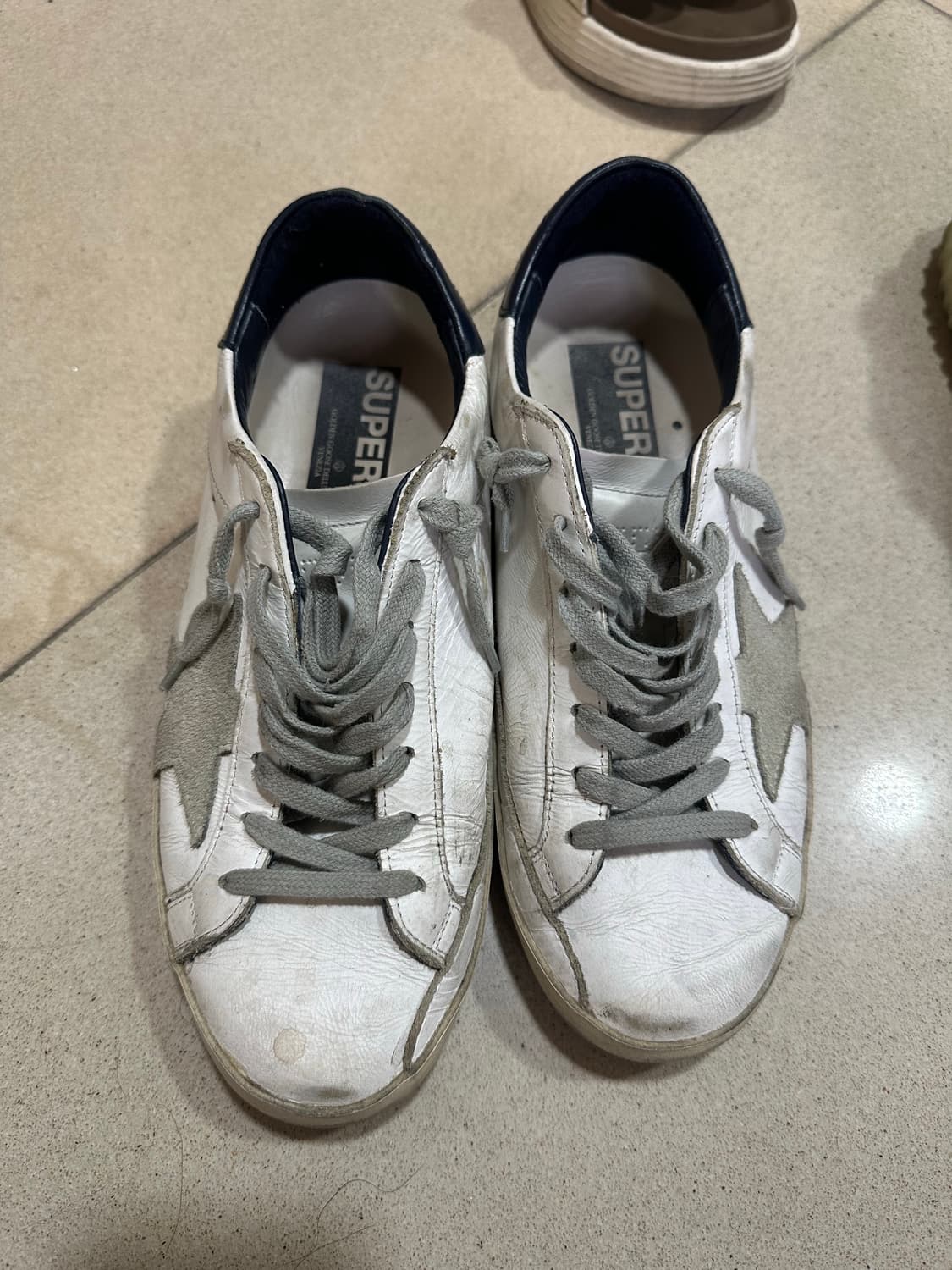 골든구스 스니커즈 40사이즈 상품이미지1