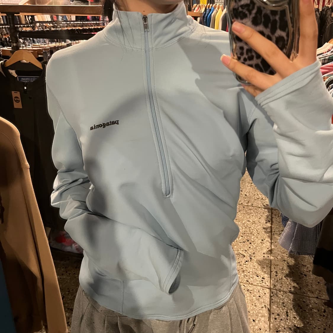 Patagonia 파타고니아 라이트 블루 트레이닝 하프집업 상품이미지5