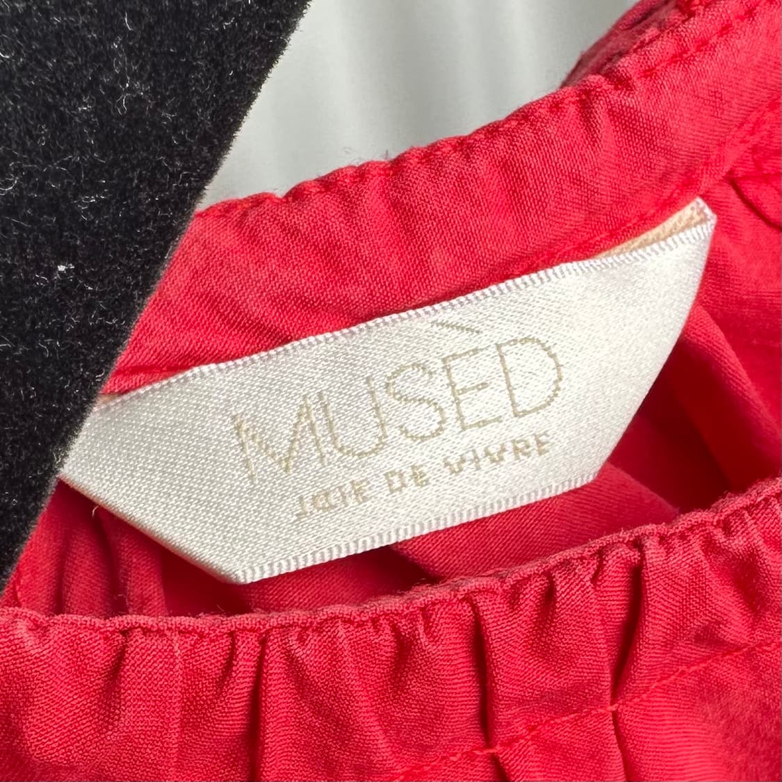 뮤제드 원피스 레드 & 네이비 타바드 레이어드 세트 상품이미지6