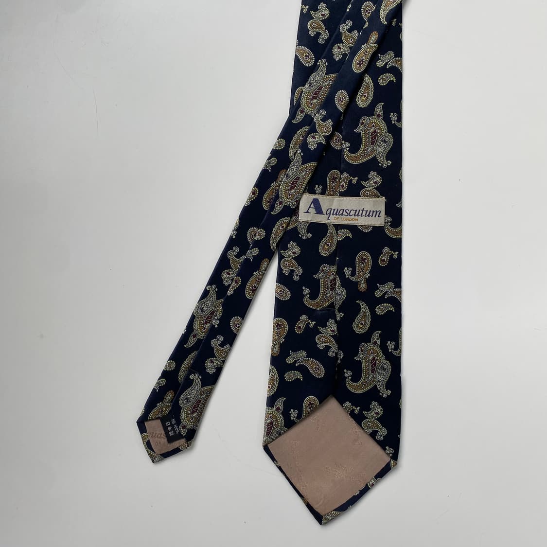 아쿠아스큐텀 페이즐리 정품 명품 넥타이 실크100 상품이미지3