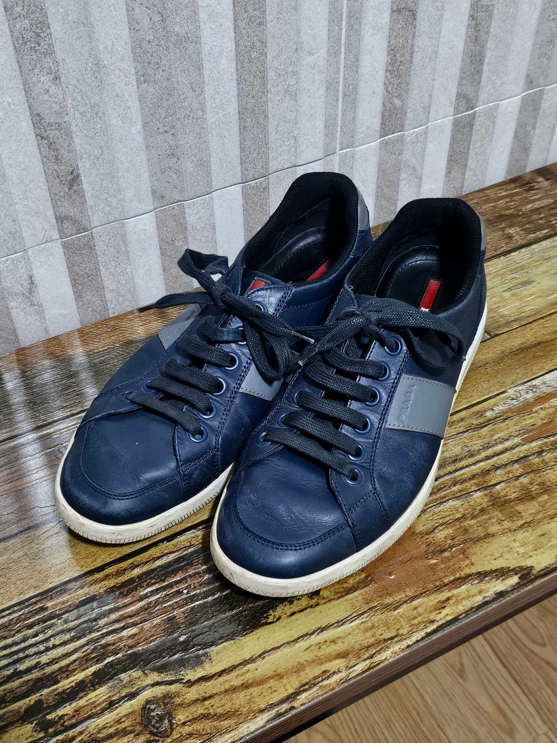 프라다 레더 스니커즈 네이비 265 아메리칸컵st 상품이미지1