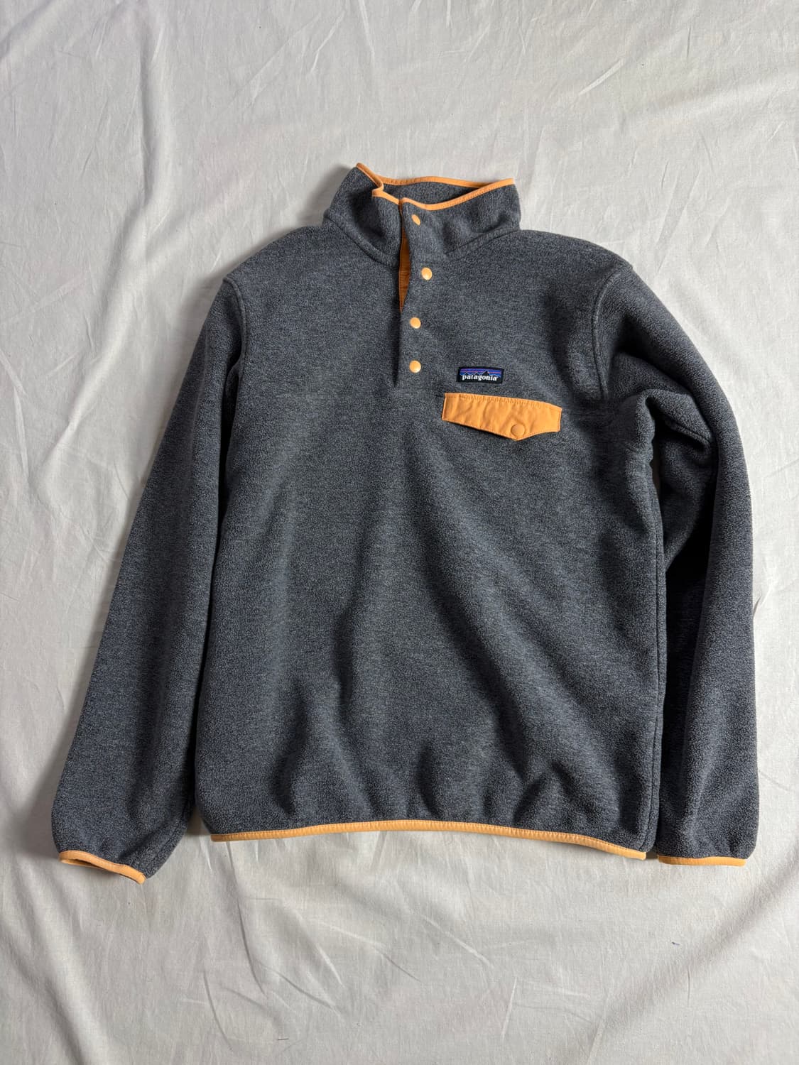 Patagonia 파타고니아 라이트웨이트 신칠라 그레이 오렌지 플리스 M 상품이미지1