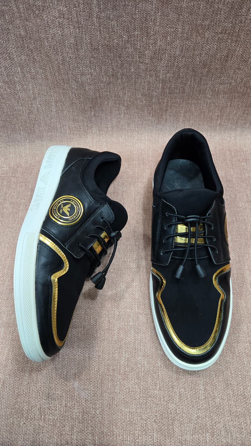 아르마니 270mm-  진스 블랙  골드 색상 스니커즈 상품이미지1