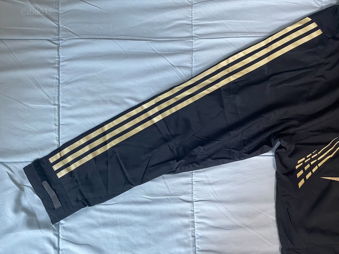 (105) 08-09 리버풀 UCL 올웨더 자켓 판매 상품이미지8