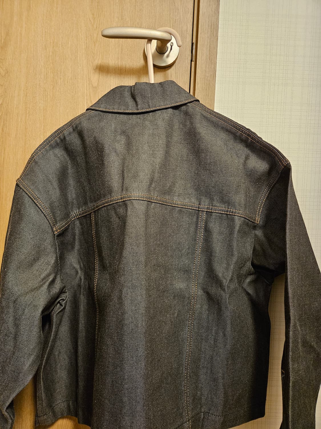 메종키츠네 데님 자켓 새상품 판매합니다! 상품이미지2