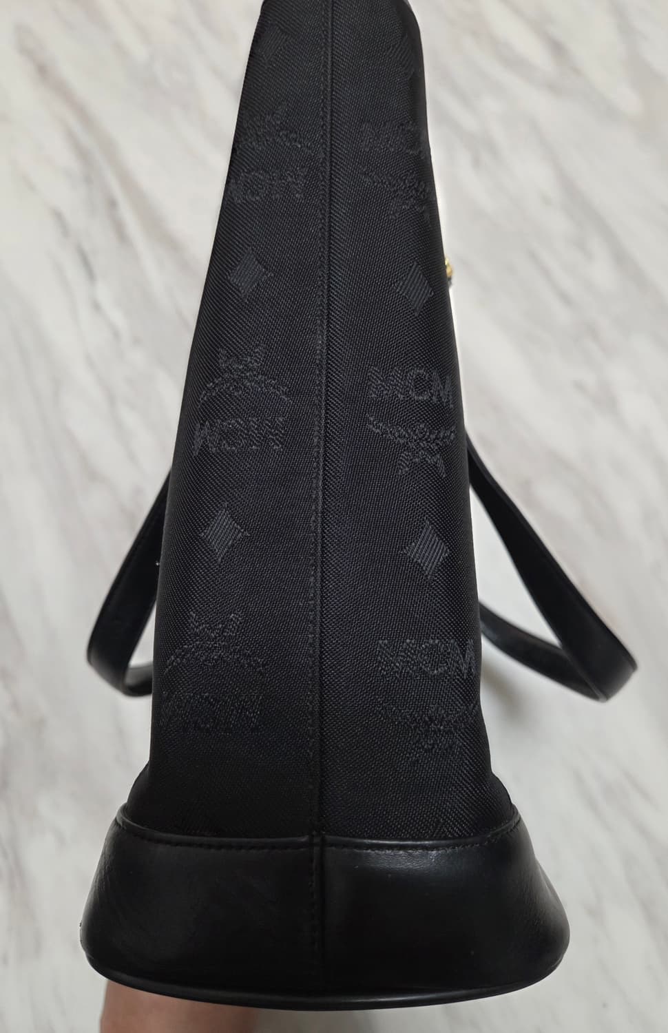 Mcm 블랙 토트백 상품이미지8