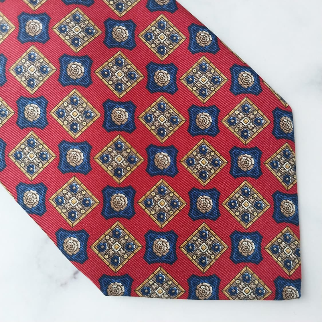 발렌티노 실크 기하 메달리온 패턴 넥타이 9.5cm A+등급 K1756
 상품이미지8
