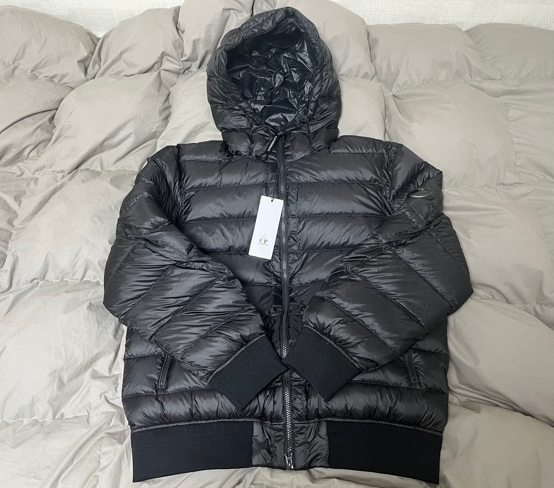 Cp컴퍼니 dd쉘 25fw 블랙 L 상품이미지1