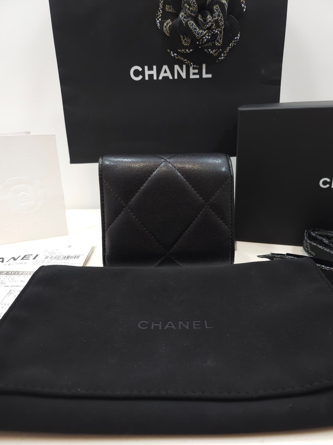 [정품] 샤넬 19 스몰 플랩 지갑 AP1064 상품이미지2