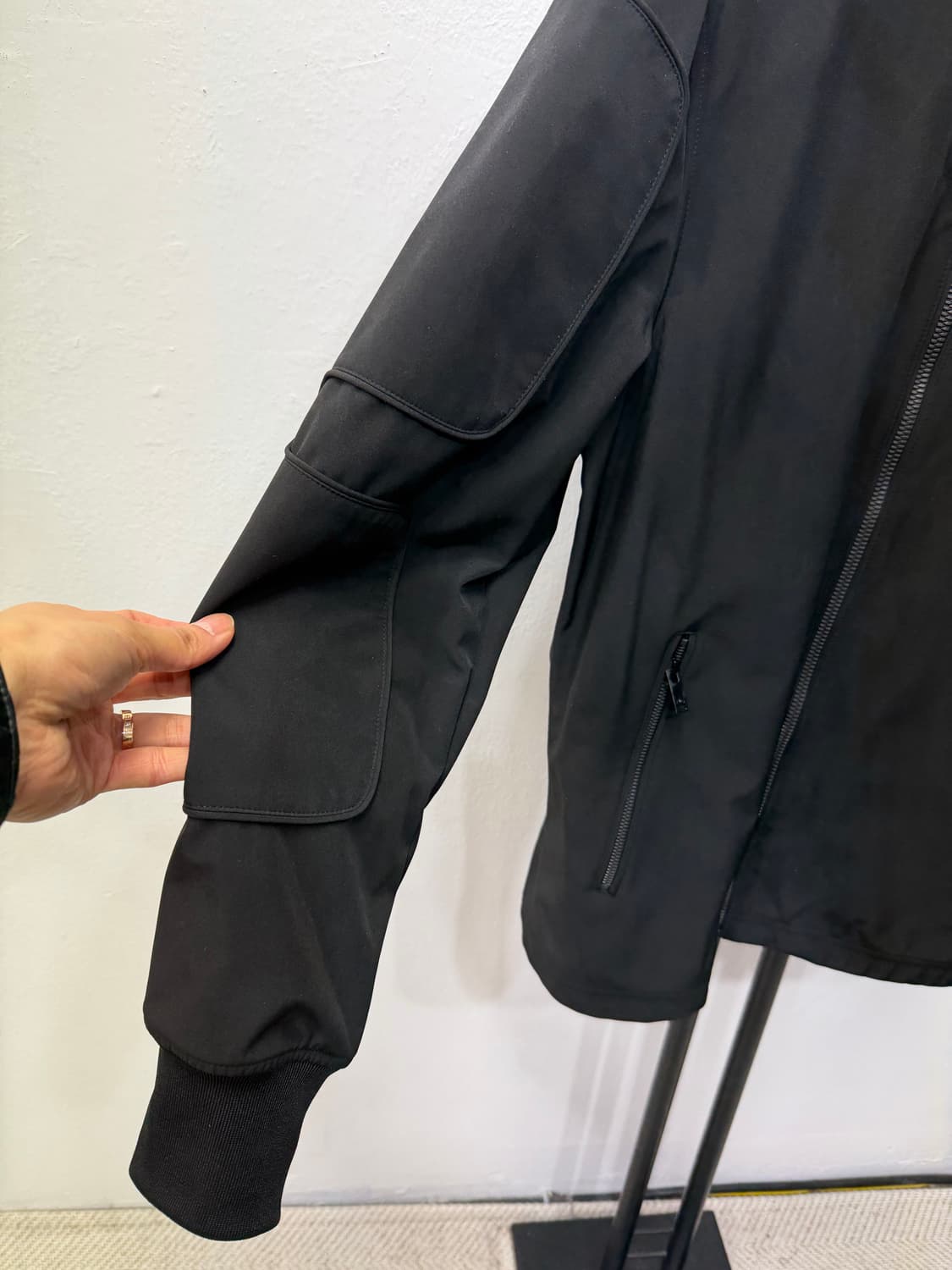 정품) 무스너클 남성 새제픔급 블랙 봄버 자켓 L 상품이미지3