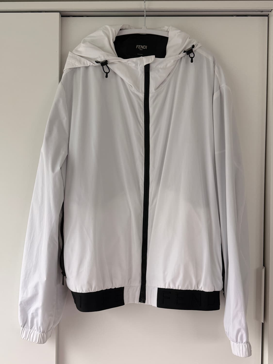 Fendi 펜디 바람막이 105사이즈 상품이미지1