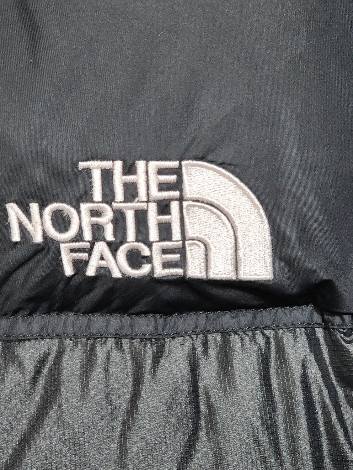 (100) 노스페이스 눕시패딩 점퍼 블랙 구스다운 거위털 700 자켓  상품이미지4
