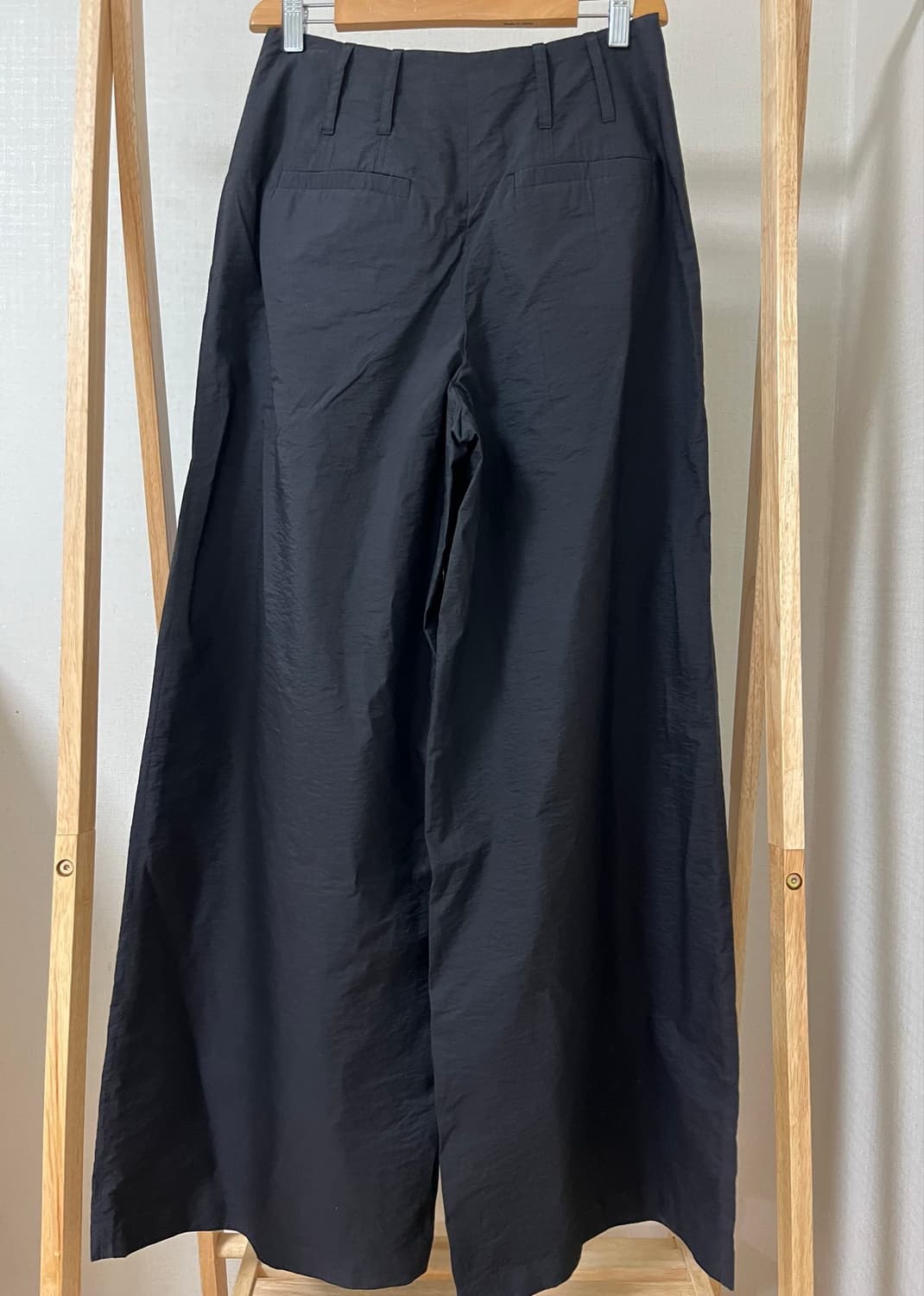 BRUNELLO CUCINELLI 블랙 와이드 팬츠 여름용 매장판 상품이미지2