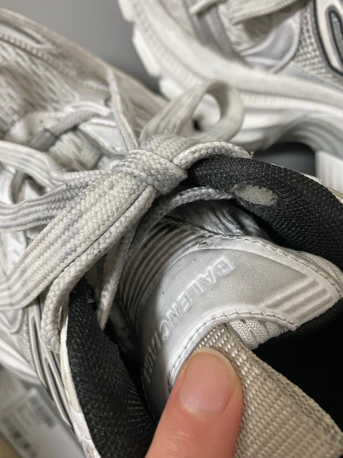 (41)발렌시아가 10xl 화이트41사이즈 상품이미지6