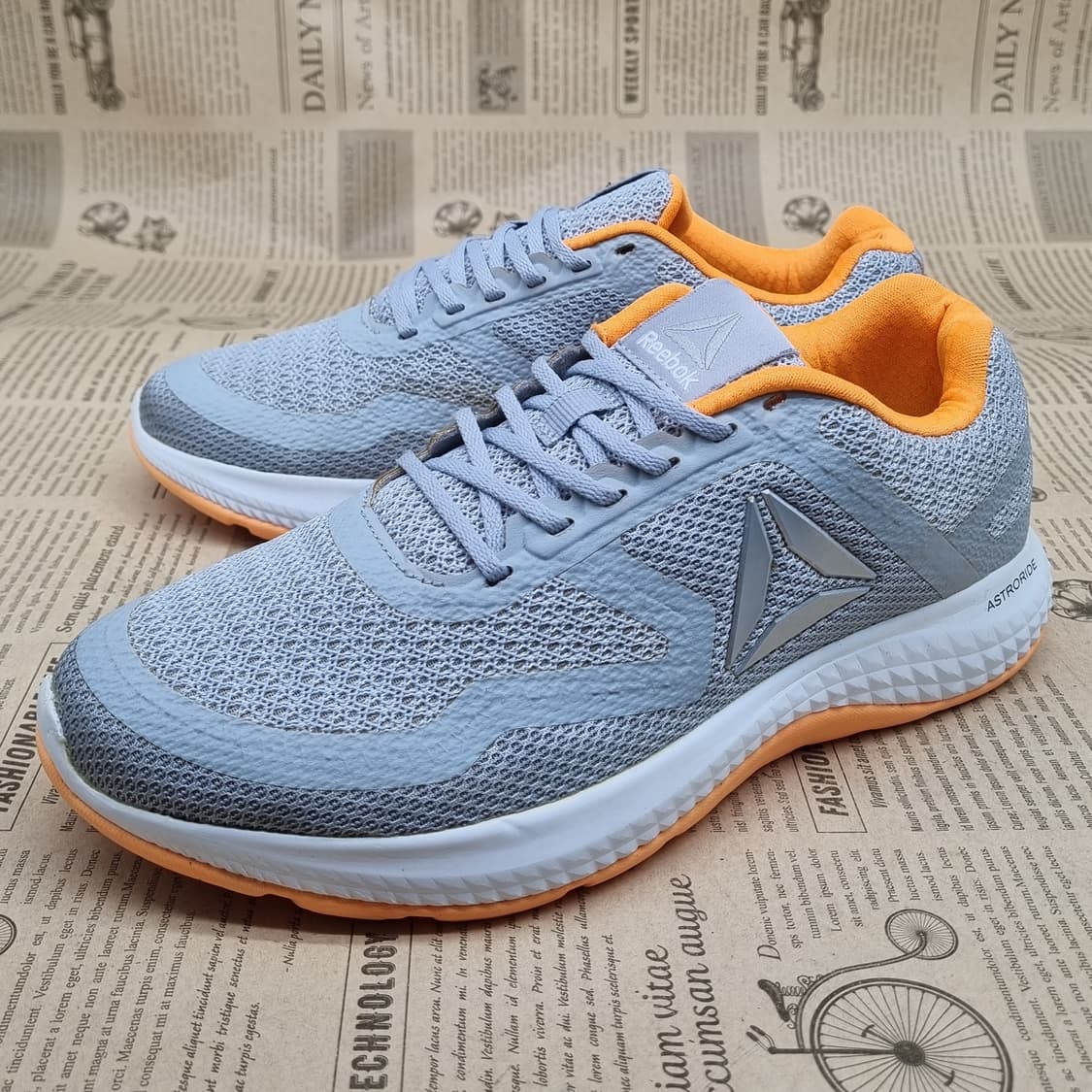 리복 아스트로라이드 여성운동화240 상품이미지1