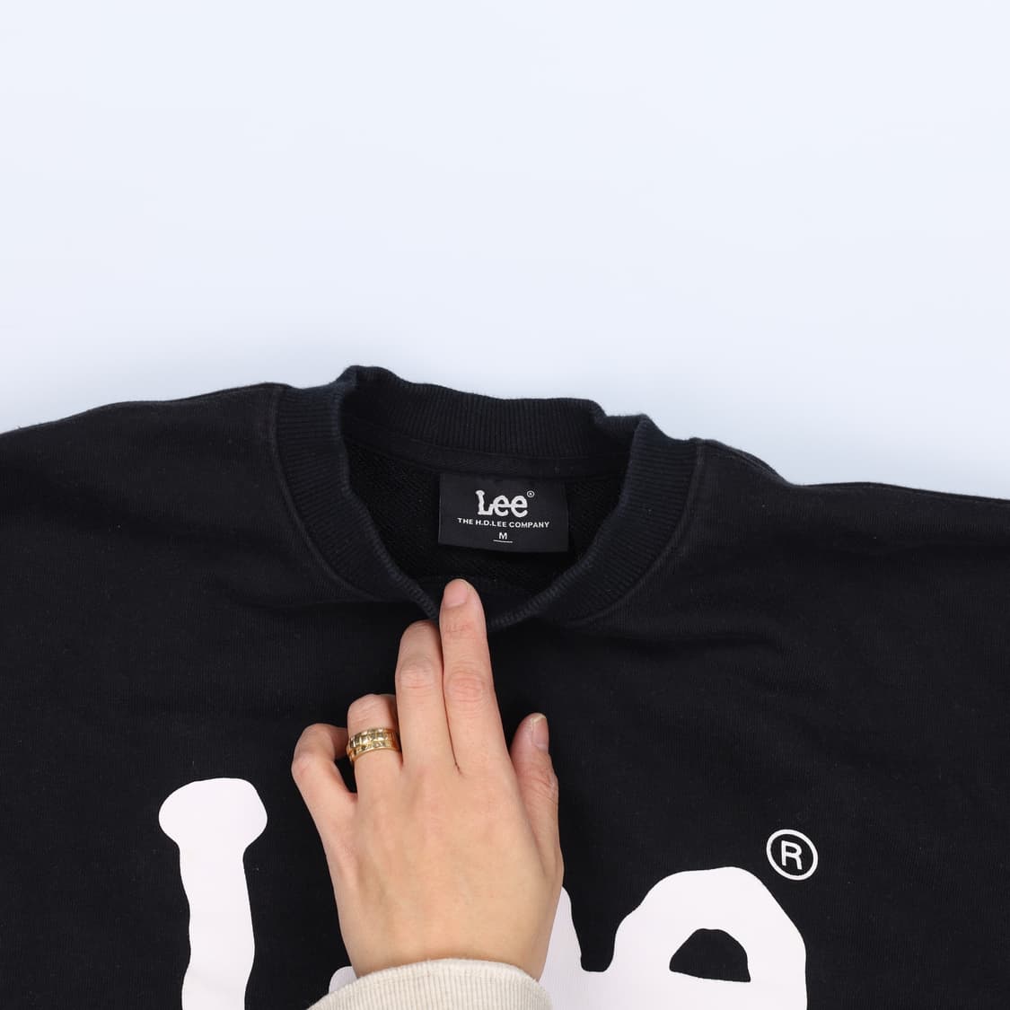 [M] LEE 빅로고 블랙 맨투맨 0115H1 상품이미지3