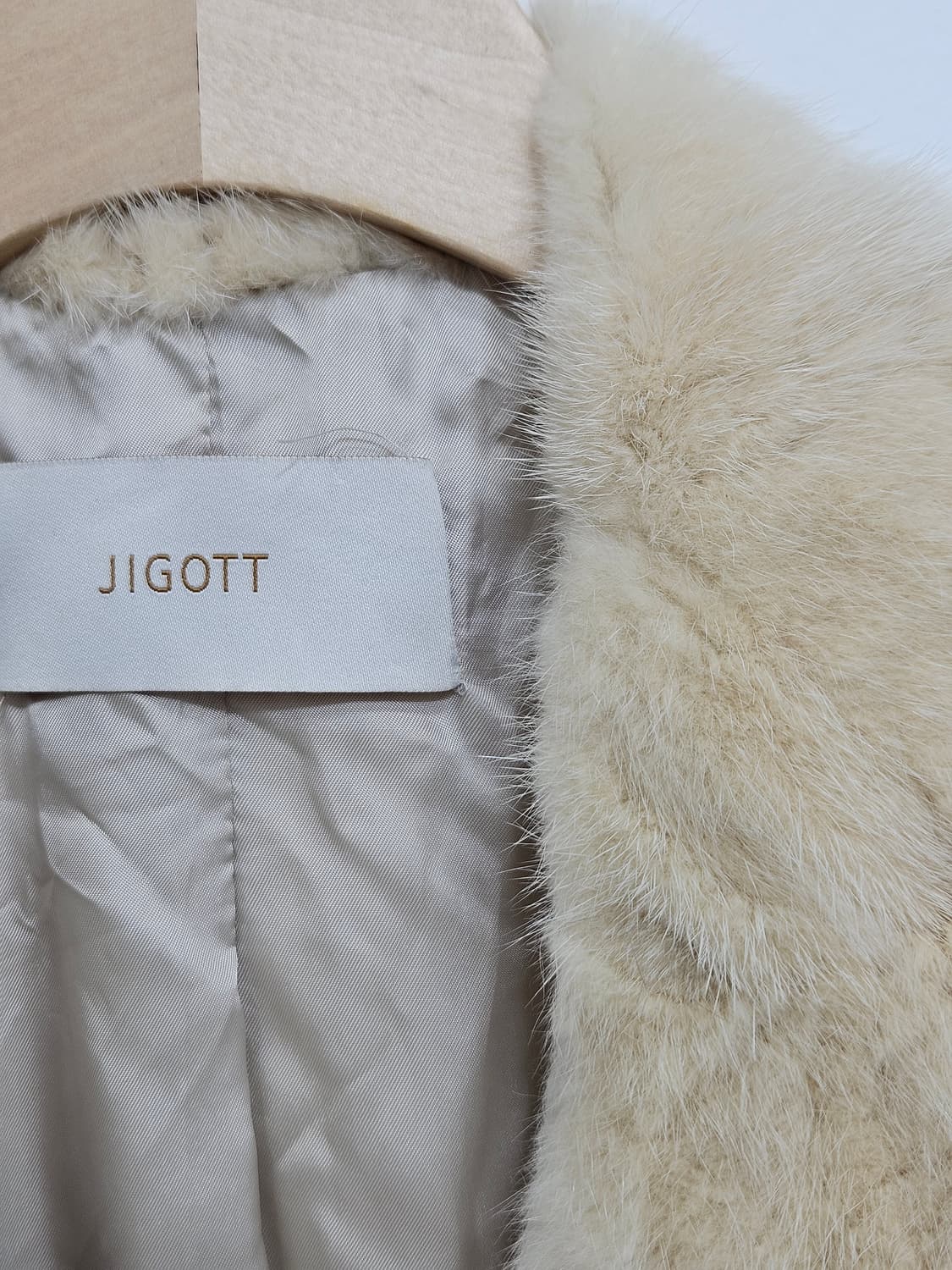 지고트(JIGOTT) 밍크 퍼카라 알파카 코트, 아이보리 상품이미지3