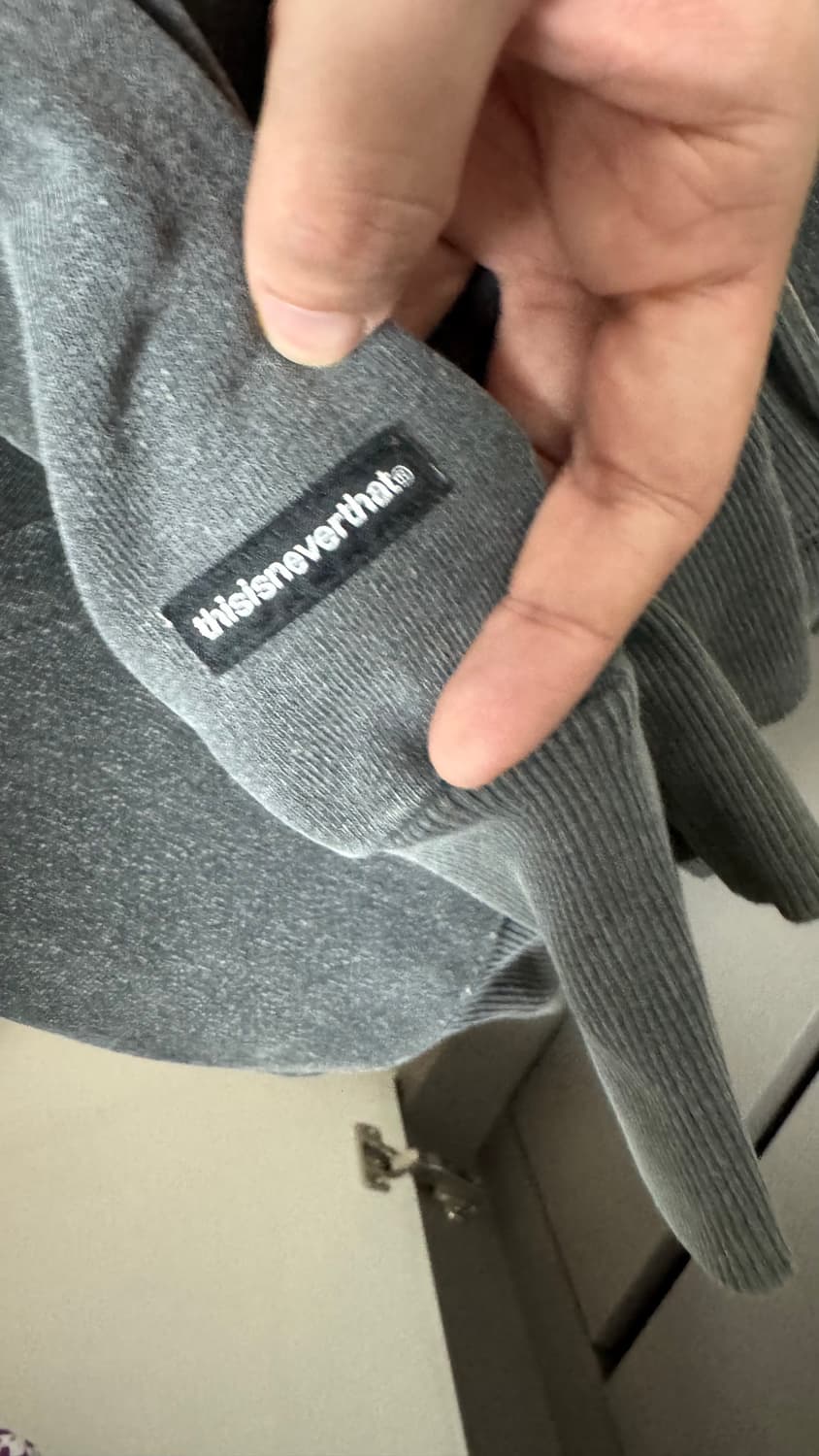 [L] 디스이즈네버댓 피그먼트 다잉 오버핏 맨투맨 상품이미지4