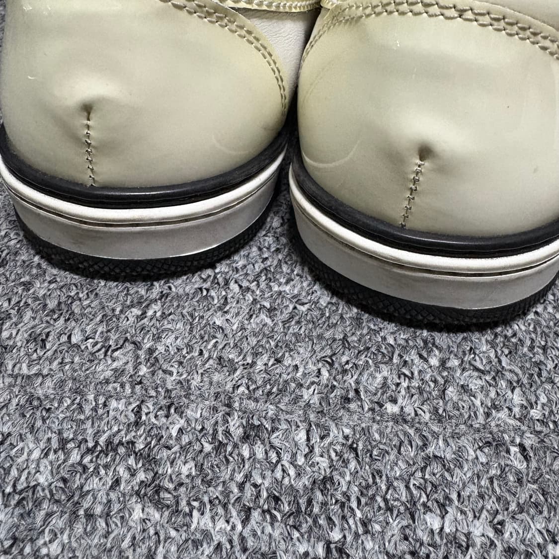 지미추 스타 스터드 레더 슬립온 스니커즈 44 280-290 상품이미지6