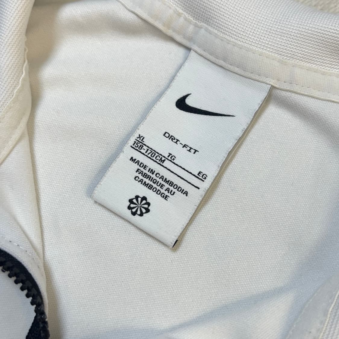 나이키 황희찬 라히프치히 져지 화이트 블랙 사이드라인 트랙탑  상품이미지4