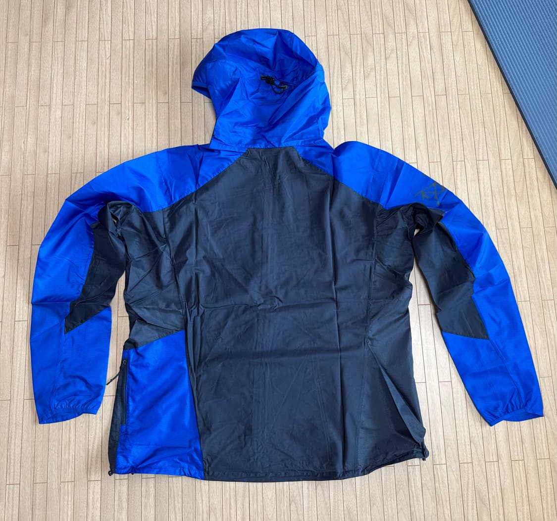 아크테릭스 노반 윈드쉘 후디 바이탈리티 블랙 새제품 정품 상품이미지2