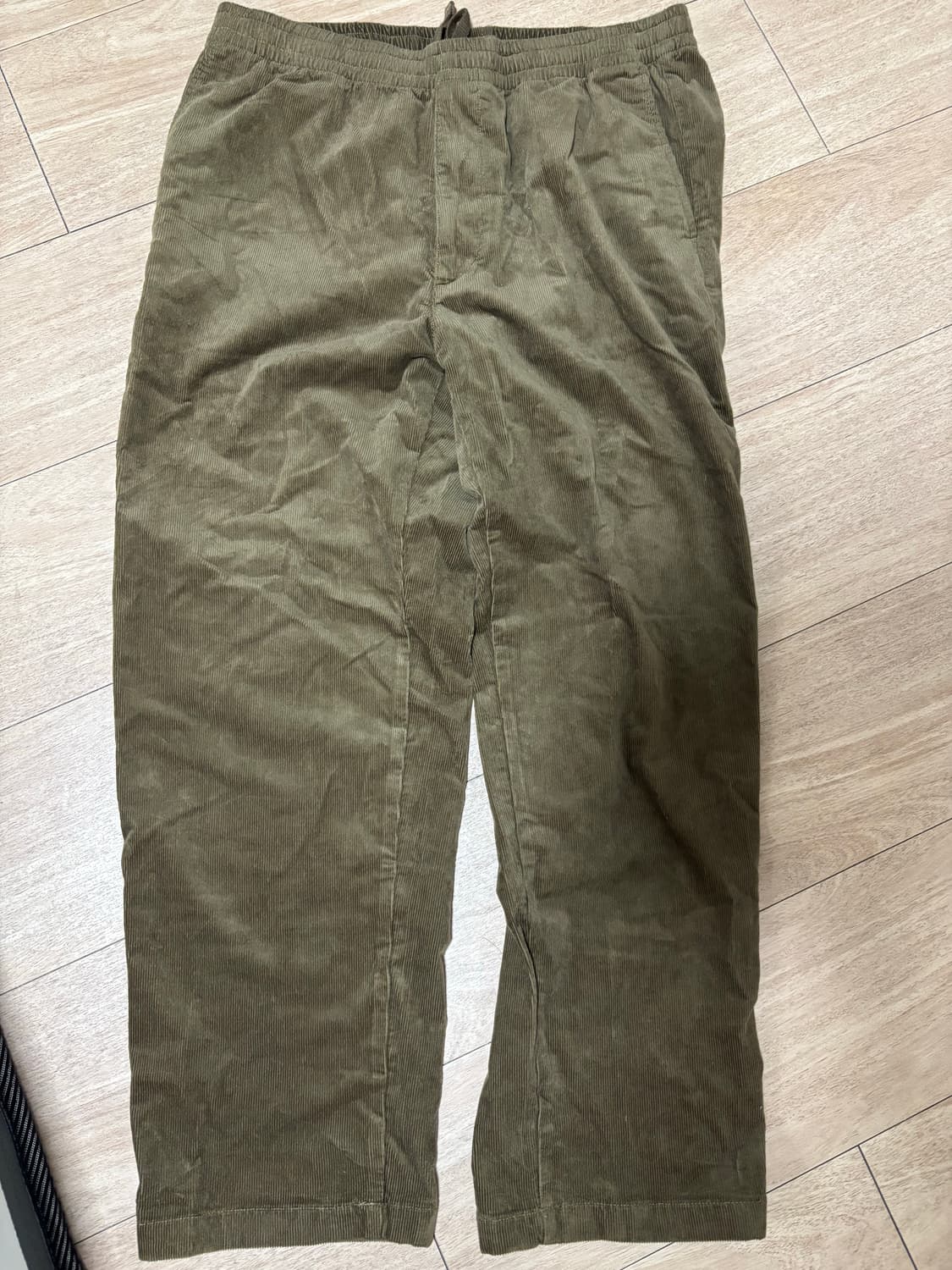 유니클로 와이드팬츠 상품이미지1