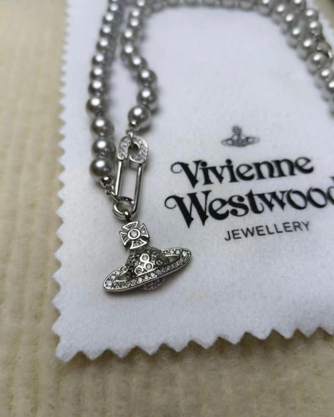 비비안웨스트우드 아카이브 세이프티핀 orb 팬던트 진주 펄 초커 목걸이 상품이미지4