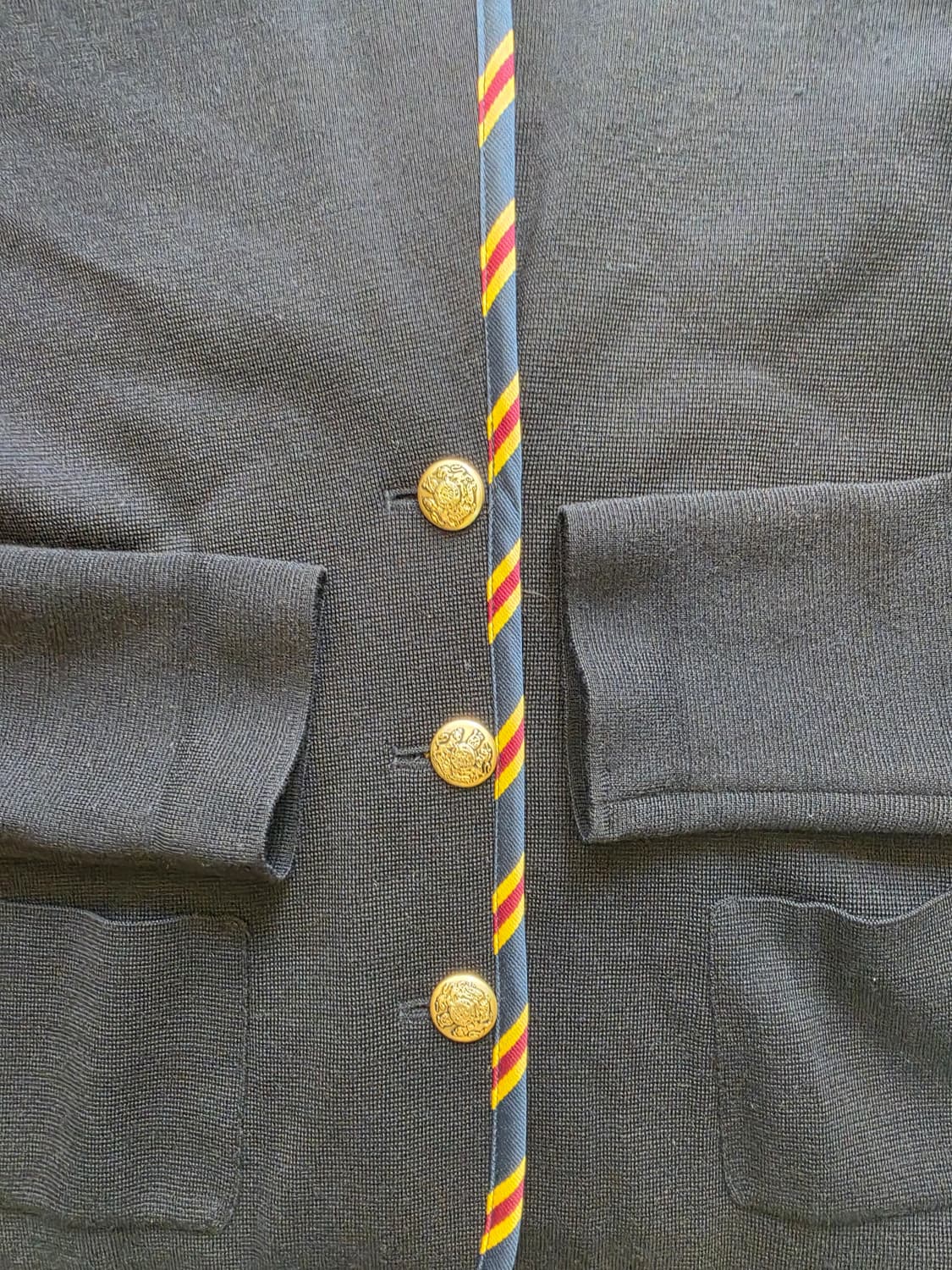 #헤지스(HAZZYS)의 네이비 컬러 카라 가디건 상품이미지5