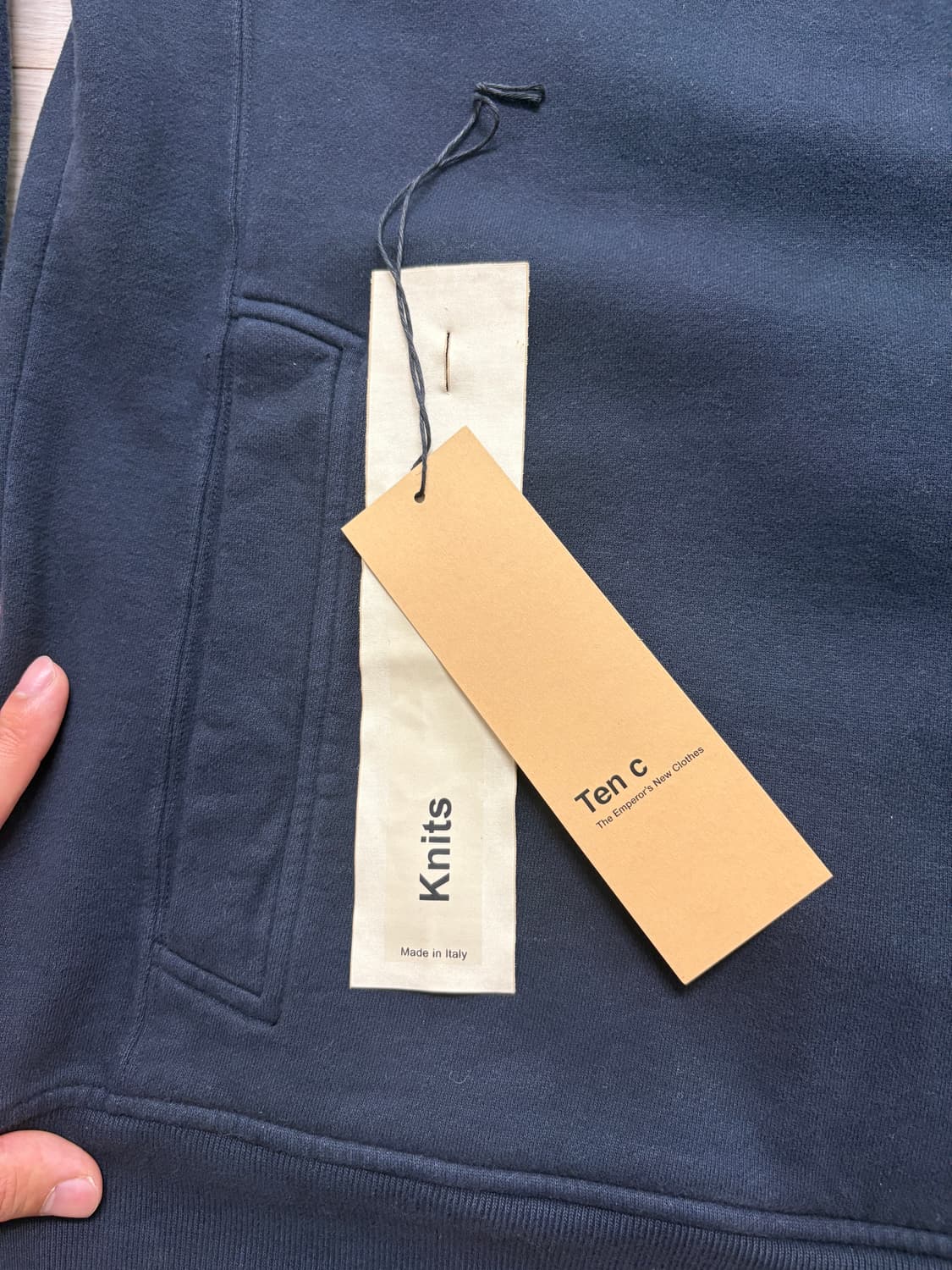 Ten C 맨투맨 XL 사이즈 팝니다! 상품이미지3