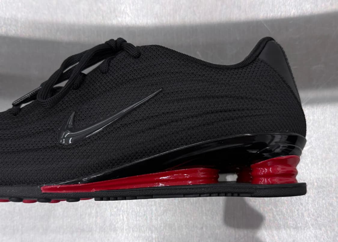 나이키 샥스 Z 블랙 유니버시티 레드 상품이미지3