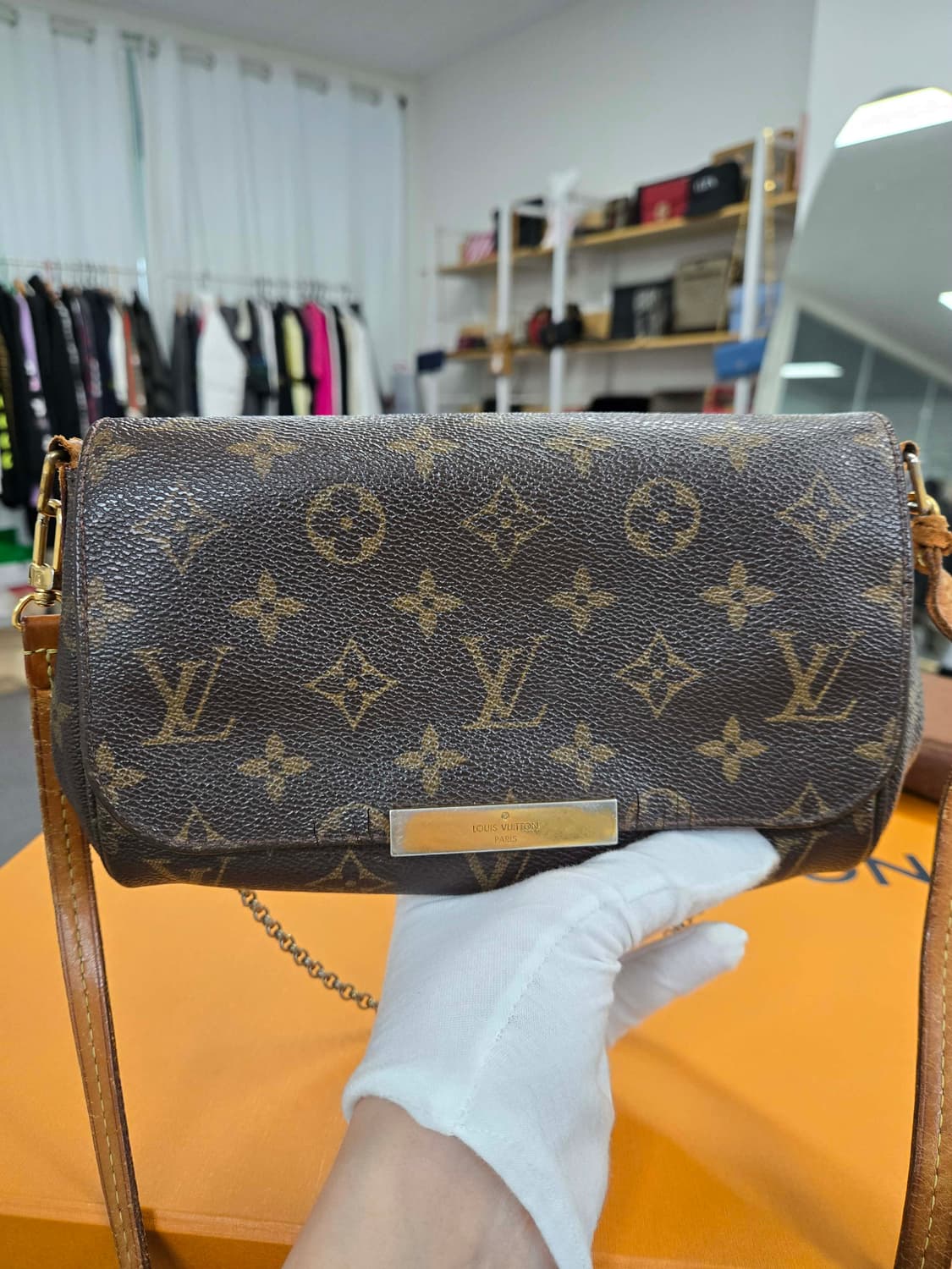 [40%할인] 루이비통 페이보릿 크로스백 상품이미지2