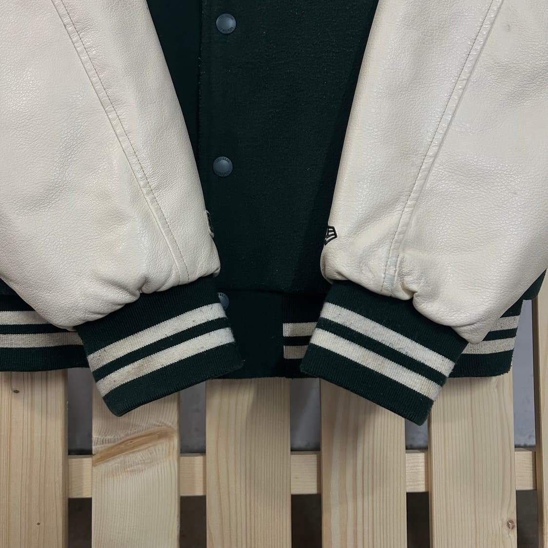 (L)뉴에라 오클랜드 어슬레틱스 스타디움 바시티 자켓 상품이미지6