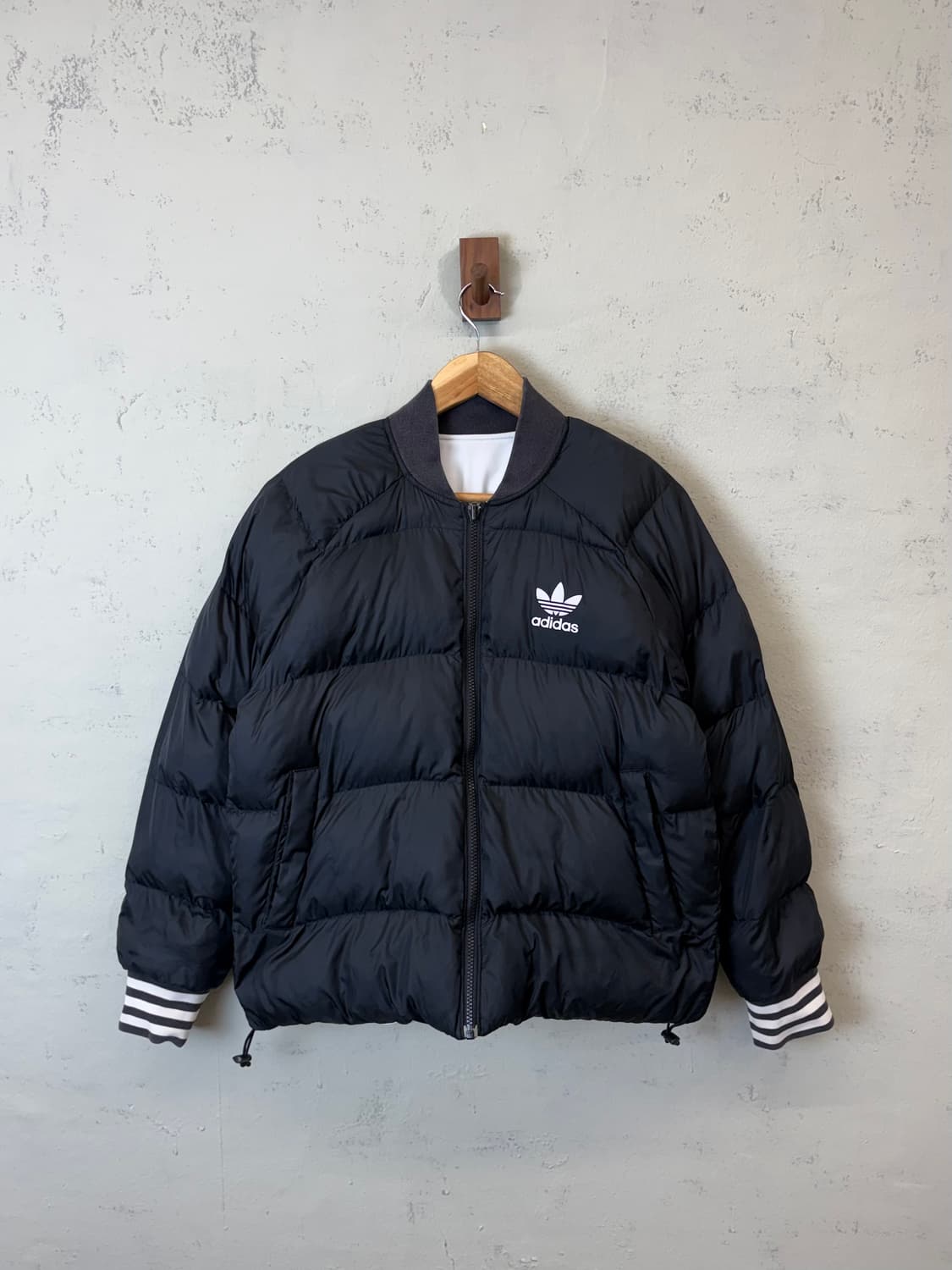 아디다스 빈티지 흰검 리버시블 숏패딩 상품이미지2