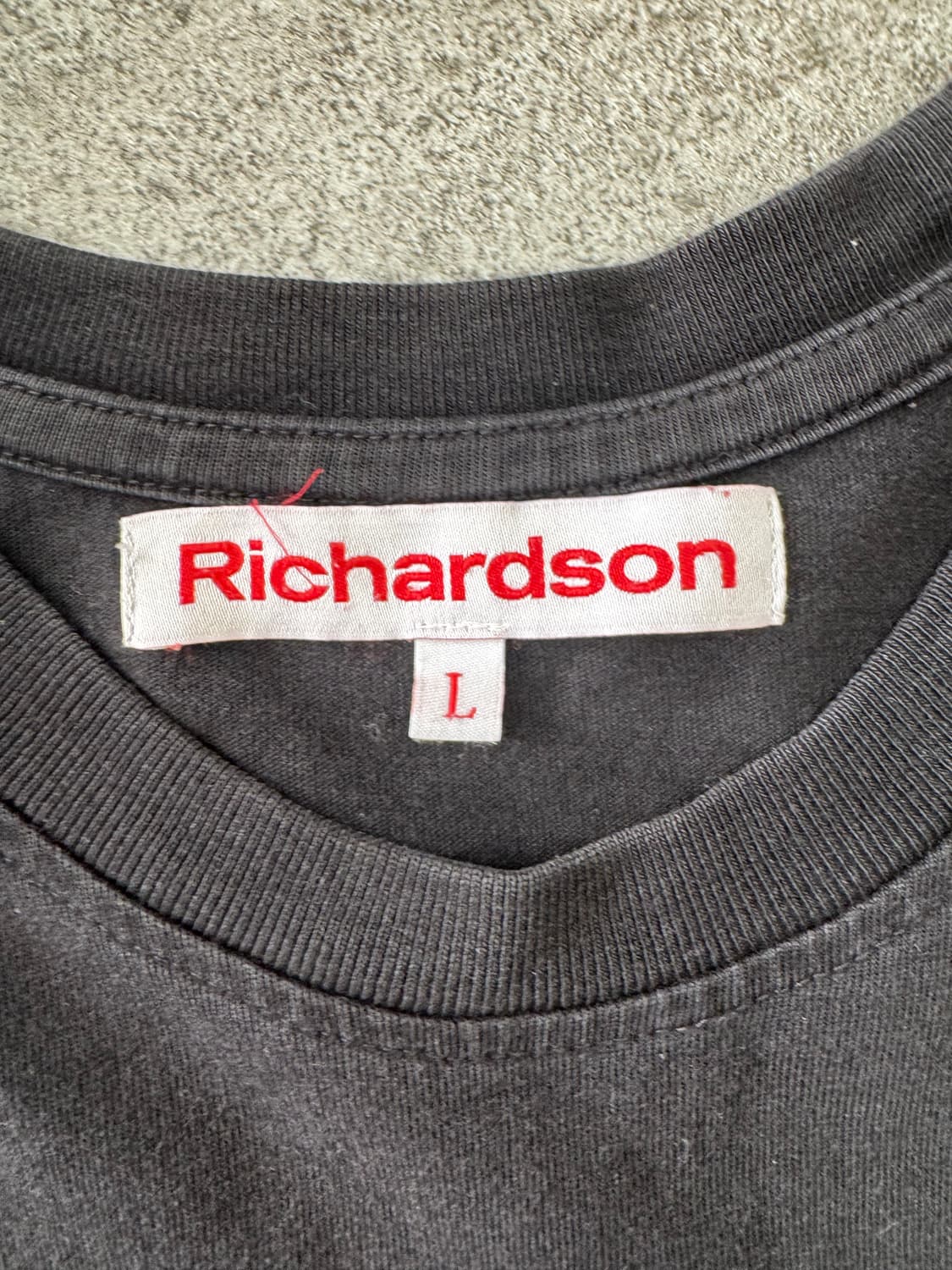 리차드슨 trashy 반팔 판매합니다. 상품이미지3
