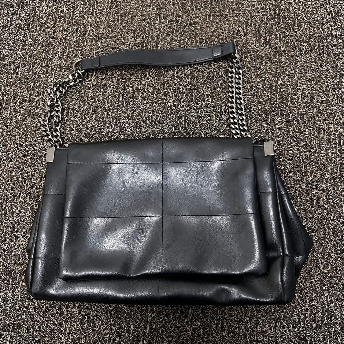 ZARA 자라 여성 락 플랩 유나백 숄더백 블랙 상품이미지1