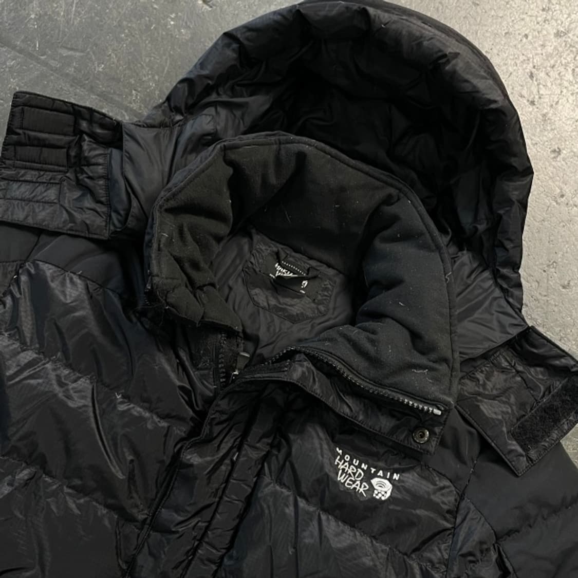 100 마운틴하드웨어 패딩 상품이미지4