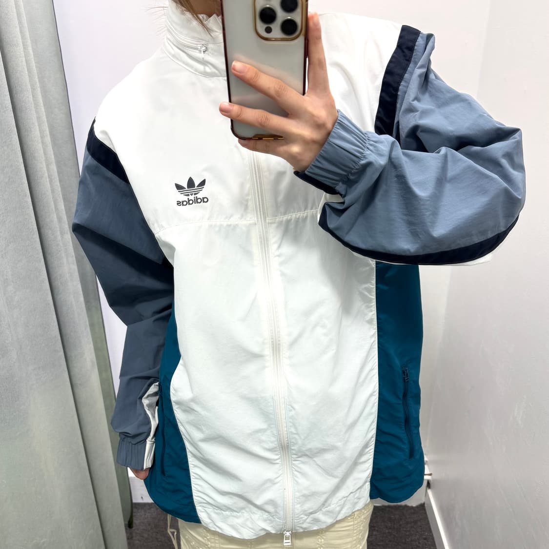 아디다스 화이트 블루 투웨이 바람막이 상품이미지1