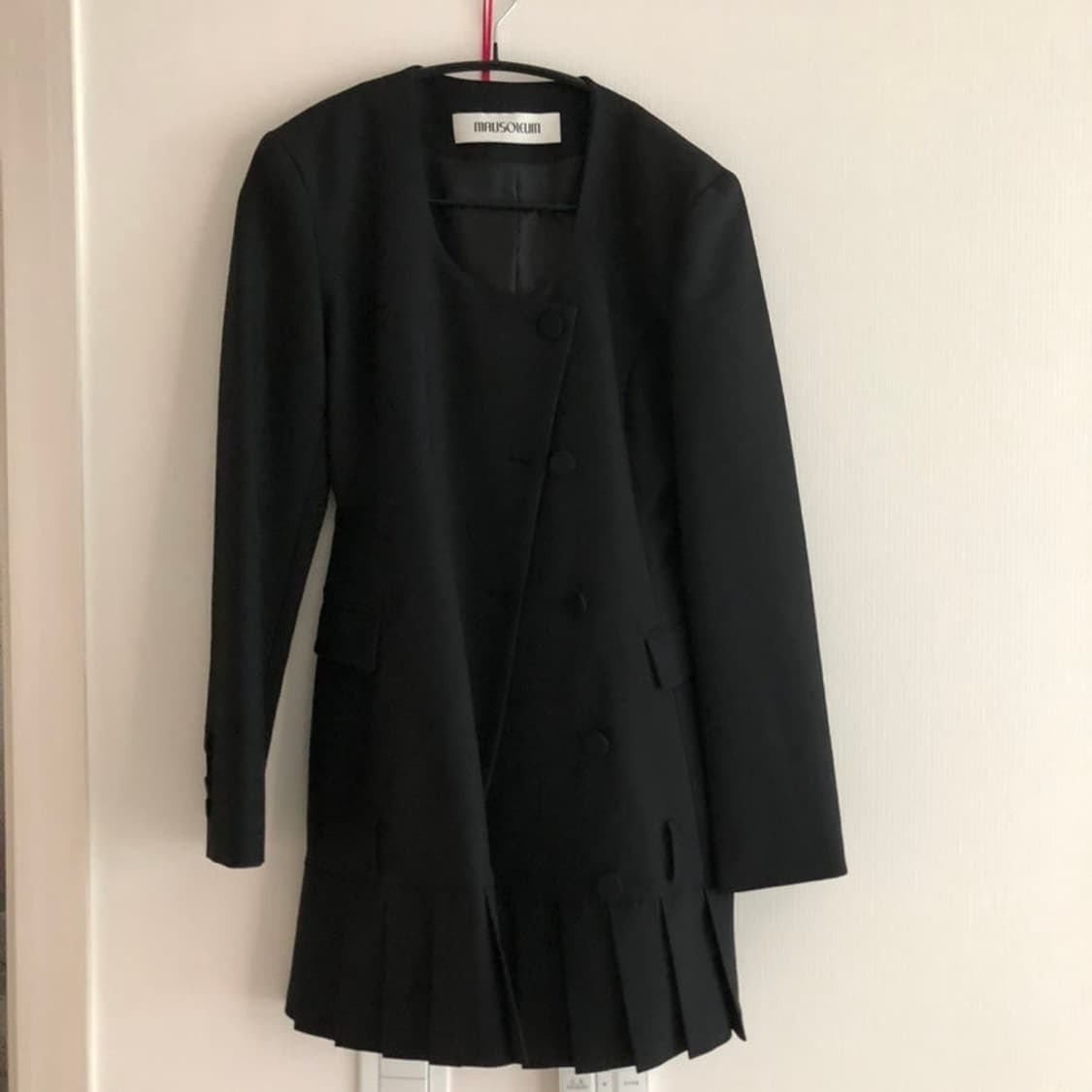 마우솔레움 Jenn 라운드넥 플리츠 수트 자켓 드레스 상품이미지4