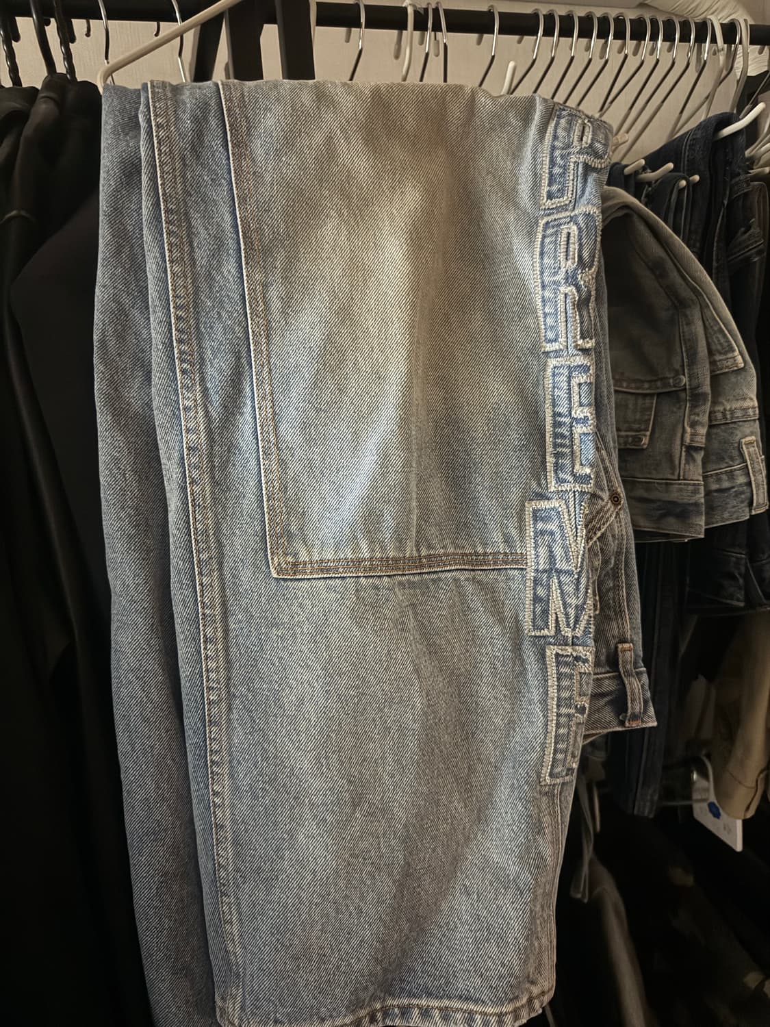 슈프림 리플렉티브 더블니 데님팬츠 상품이미지2