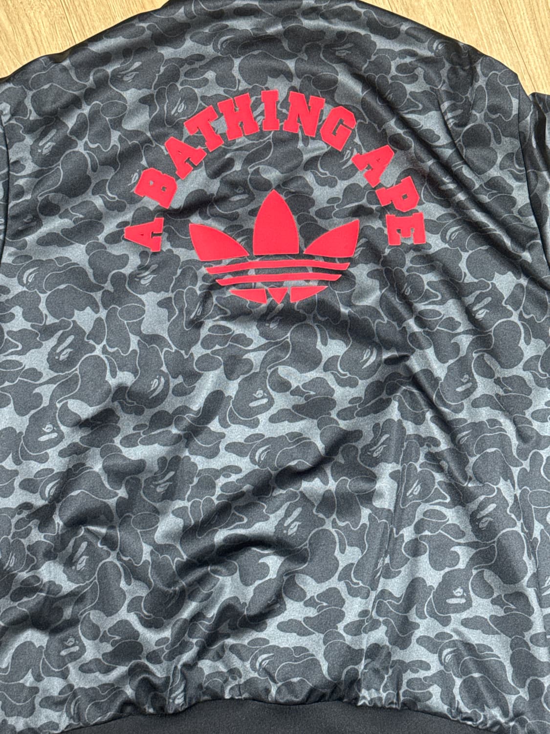 베이프 아디다스 콜라보 져지 xl 판매합니다 상품이미지3